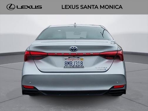2019 Toyota Avalon Hybrid Limited
