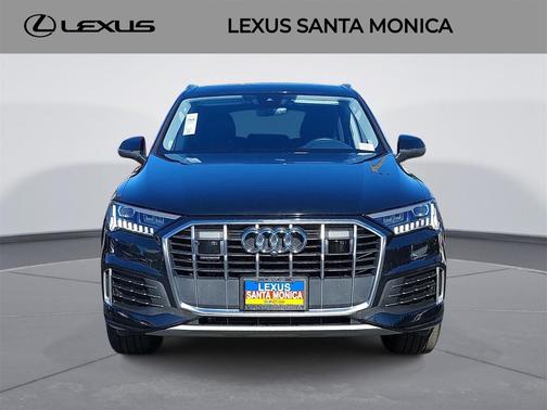 2024 Audi Q7 45 Premium Plus