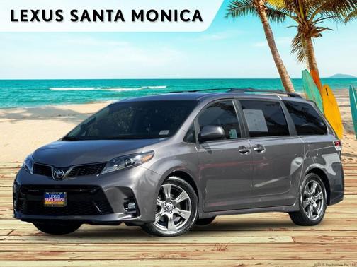 2020 Toyota Sienna SE
