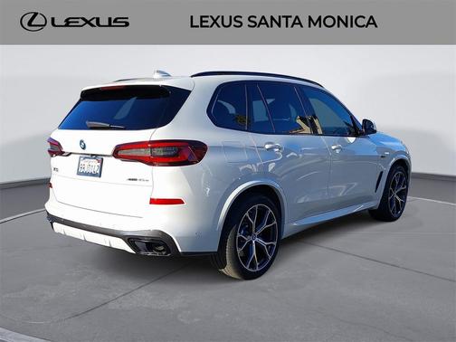 2022 BMW X5 PHEV xDrive45e
