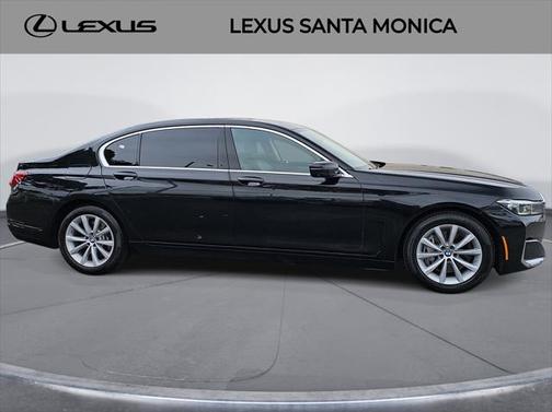 2020 BMW 740 740i