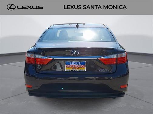 2014 Lexus ES 300h Base