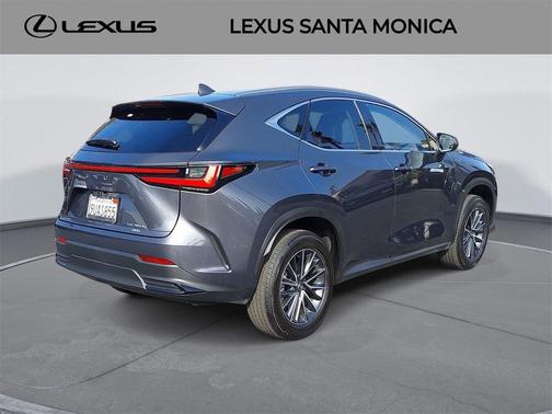 2025 Lexus NX 350h Premium