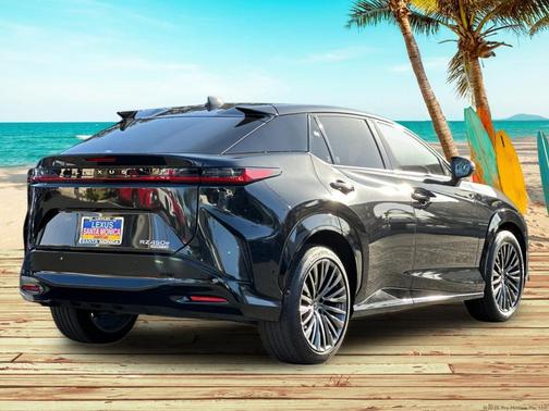 2023 Lexus RZ 450e Luxury