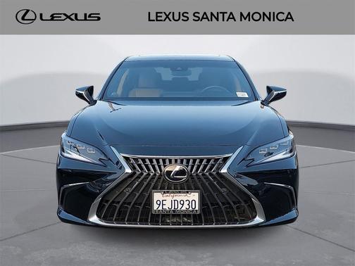 2023 Lexus ES 300h Luxury