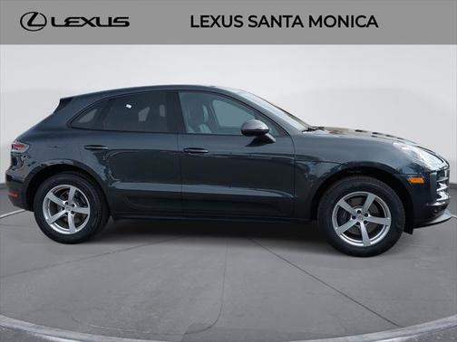 2020 Porsche Macan Base
