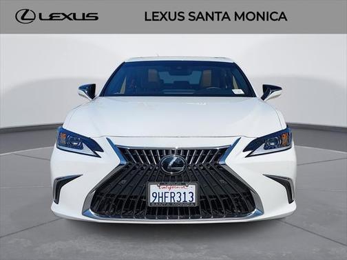 2024 Lexus ES 300h Base