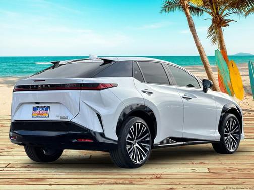 2023 Lexus RZ 450e Luxury