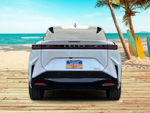 2023 Lexus RZ 450e Luxury