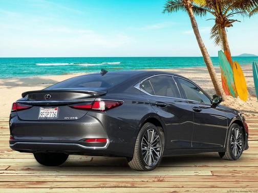 2023 Lexus ES 300h Base