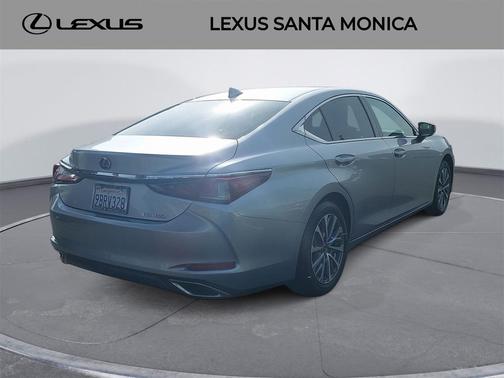 2022 Lexus ES 350 Base