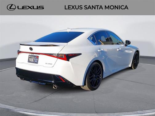 2022 Lexus IS 350 Base