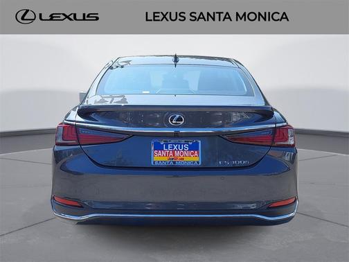 2025 Lexus ES 300h Base