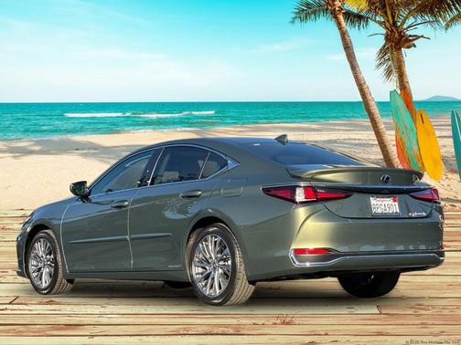 2020 Lexus ES 300h Base