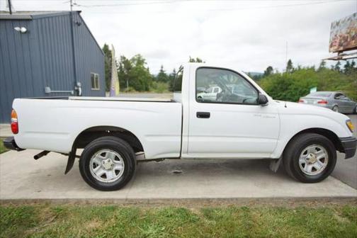 2003 Toyota Tacoma Base