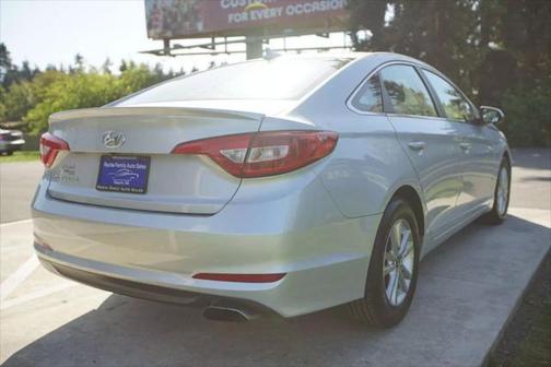 2017 Hyundai SONATA SE