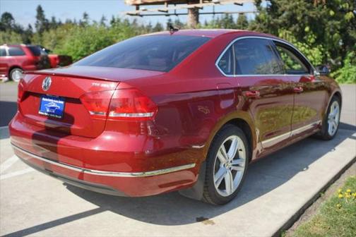 2015 Volkswagen Passat 2.0L TDI DSG SEL Premium
