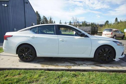 2021 Nissan Altima SR FWD