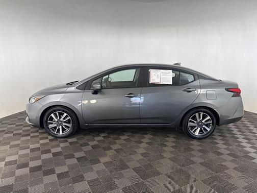 2020 Nissan Versa 1.6 SV