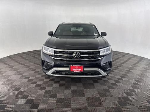 2022 Volkswagen Atlas Cross Sport 2.0T SE w/Technology