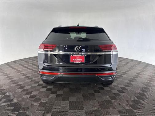 2022 Volkswagen Atlas Cross Sport 2.0T SE w/Technology