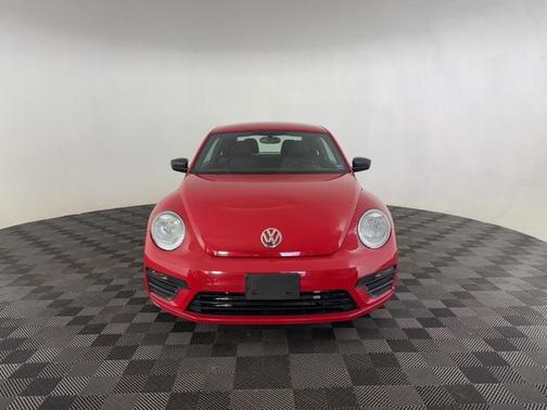 2018 Volkswagen Beetle 2.0T S