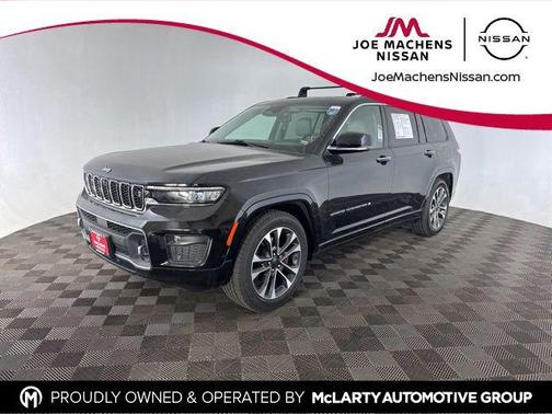 Diamond Black Crystal Pearlcoat 2021 Jeep Grand Cherokee L Overland