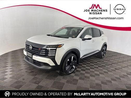 Aspen White Tricoat 2025 Nissan Kicks SR