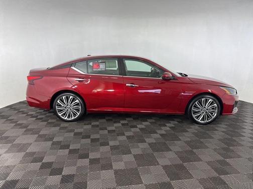 2025 Nissan Altima 2.5 SL