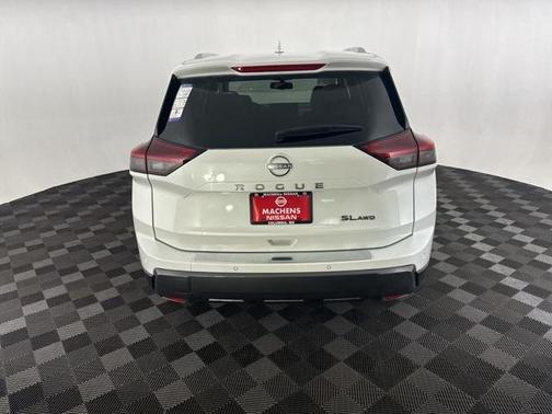 2025 Nissan Rogue SL