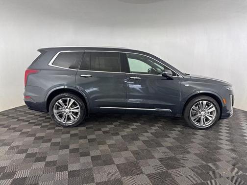 2023 Cadillac XT6 Premium Luxury AWD