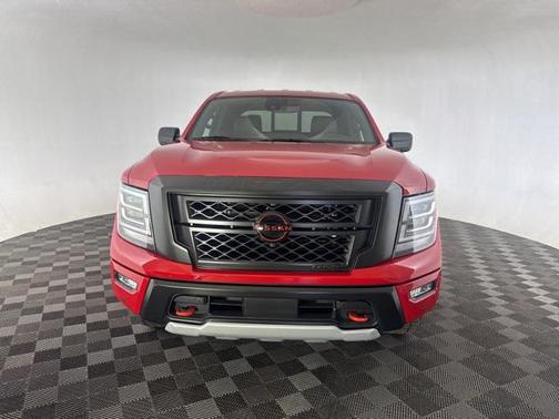 2024 Nissan Titan PRO-4X
