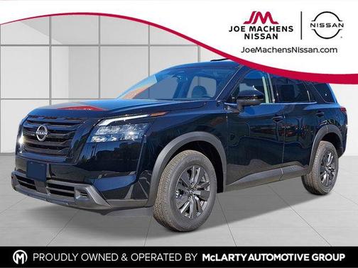 Super Black 2025 Nissan Pathfinder SV 4WD