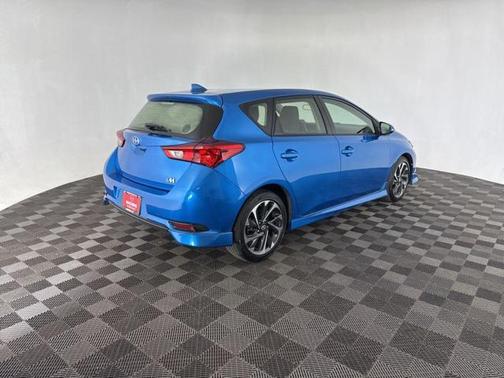 2016 Scion iM Base