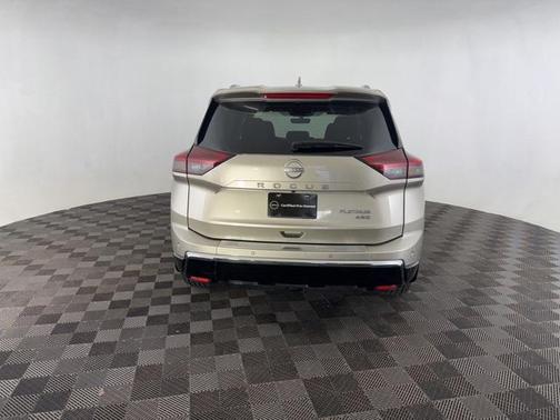 2024 Nissan Rogue Platinum