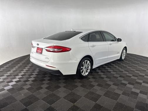 2019 Ford Fusion Hybrid SEL