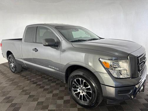 Gun Metallic 2024 Nissan Titan SV