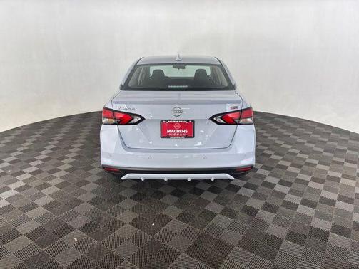 Gray Sky Pearl 2025 Nissan Versa 1.6 S