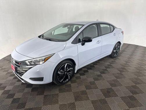 Gray Sky Pearl 2025 Nissan Versa 1.6 S
