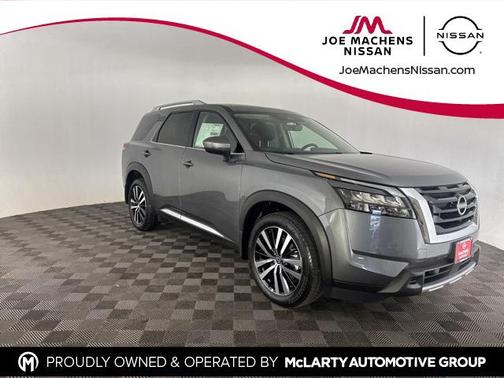 2025 Nissan Pathfinder Platinum