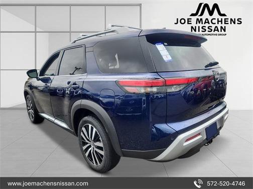 2025 Nissan Pathfinder Platinum
