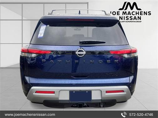 2025 Nissan Pathfinder Platinum