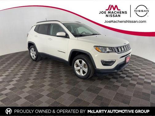 White Clearcoat 2017 Jeep New Compass Latitude