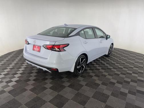 2025 Nissan Versa 1.6 S