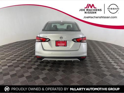 2021 Nissan Versa 1.6 SV