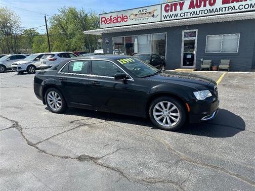 2015 Chrysler 300 Limited