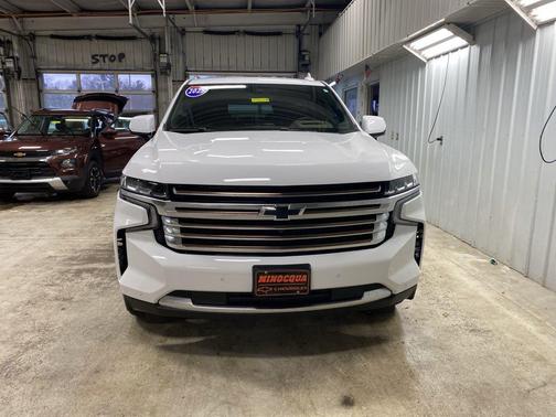 2023 Chevrolet Suburban 4WD High Country