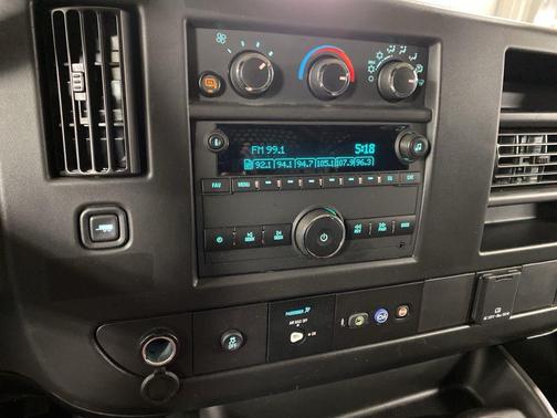 2024 GMC Savana 2500 Work Van