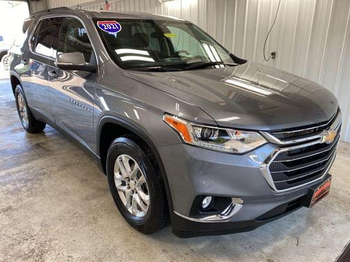 2021 Chevrolet Traverse LT Cloth