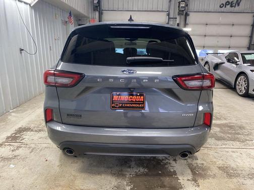 2024 Ford Escape ST-Line